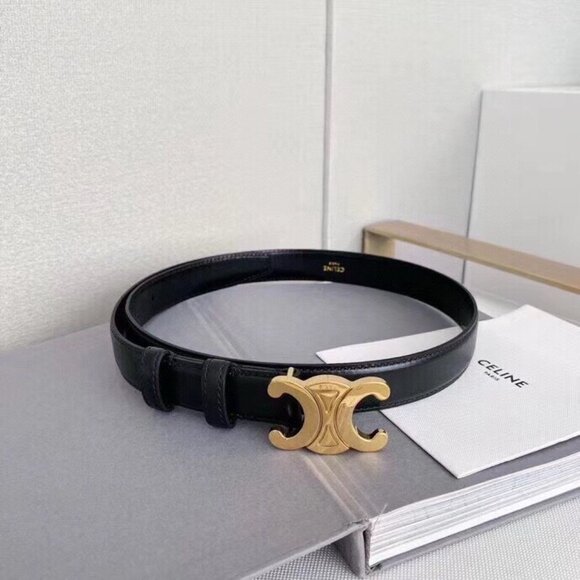 🧼Celine Black Leather Belt with Elegant Gold Hardware🧼 - Picture 3 of 7